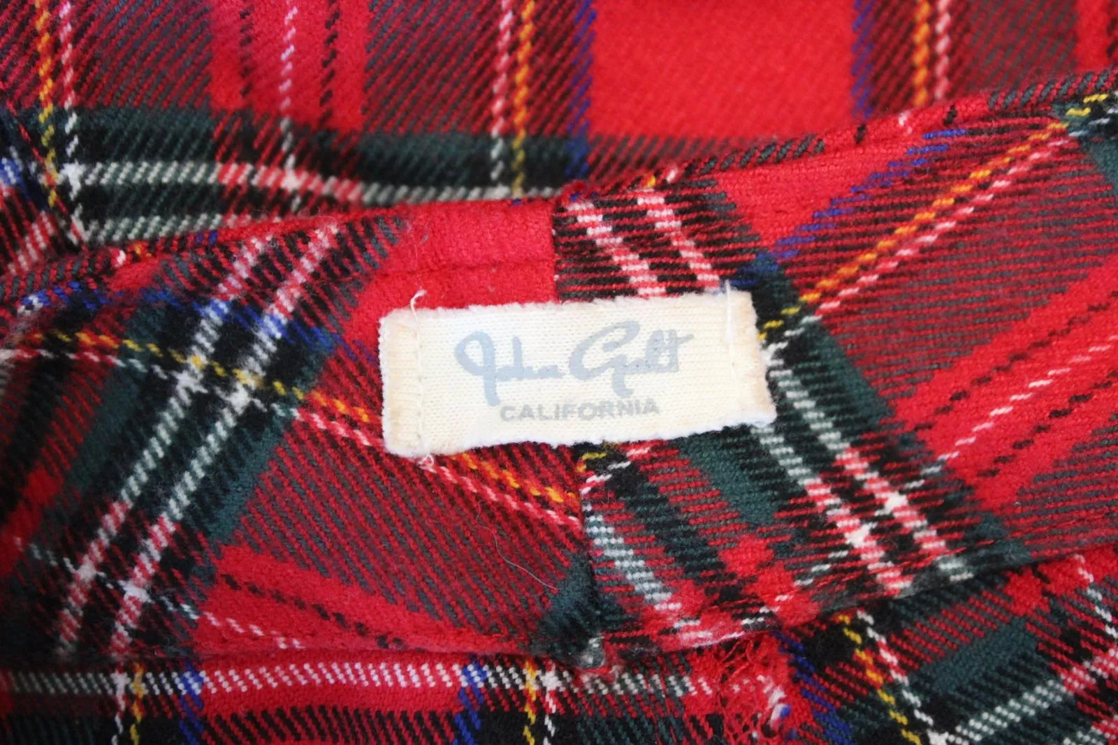 JOHN GALT Ladies Red Multi Plaid High Rise Zip Fly Kim Pants OS Approx. W26 L28