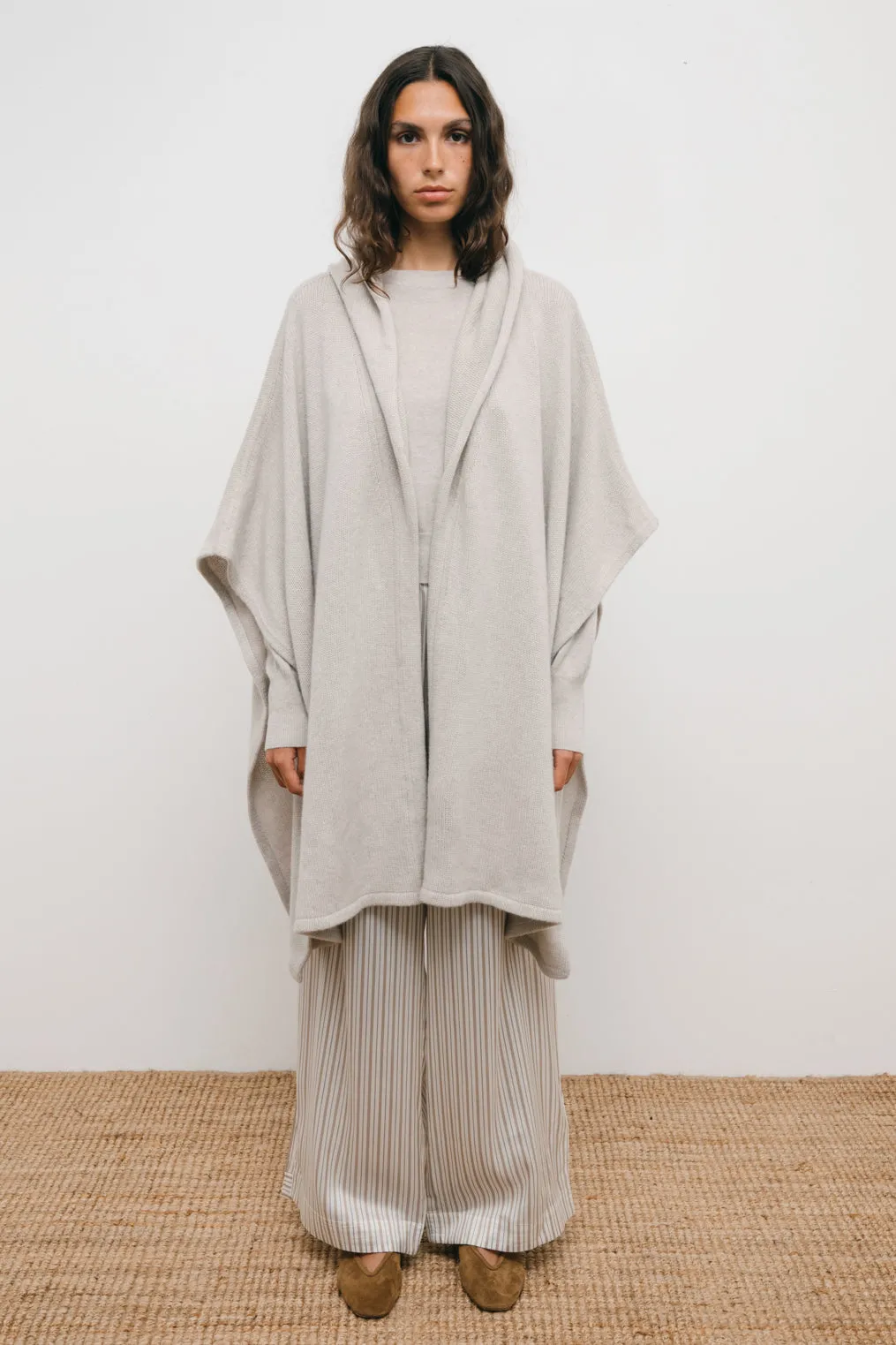 KAYA cashmere cape