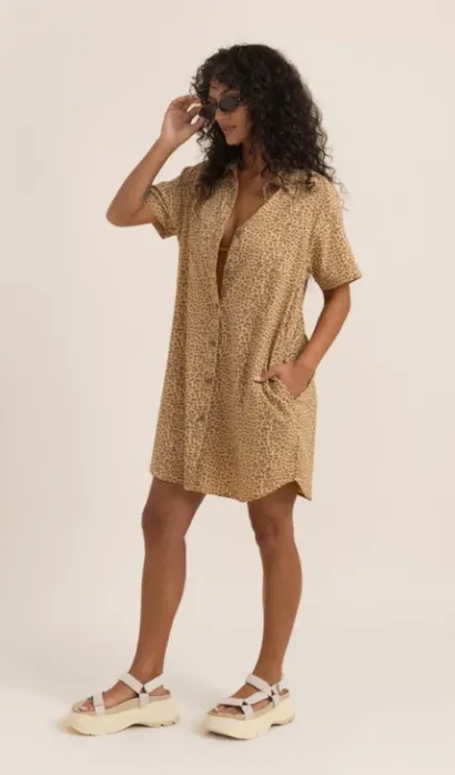 ROARK - Bless Up Breathable Stretch Dress - Caramel Leopard