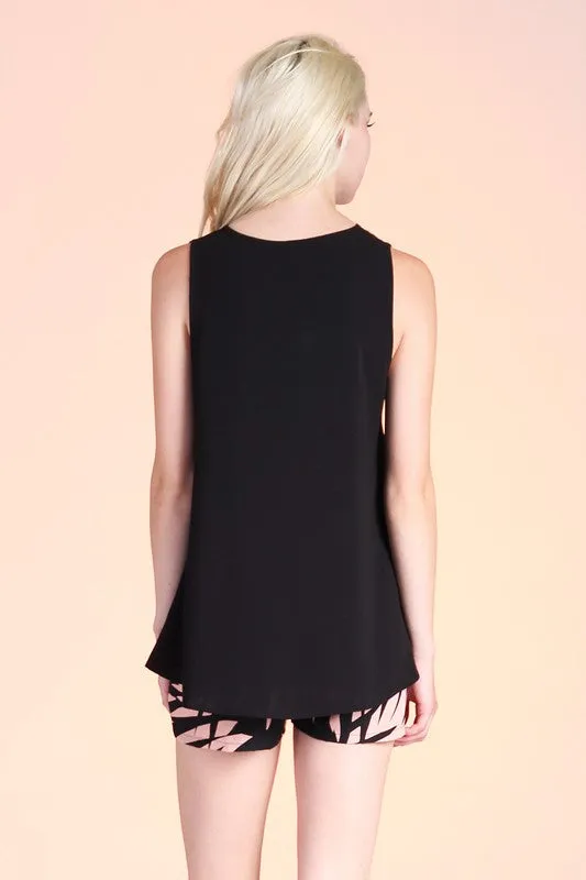 SLEEVELESS V-NECK TOP (BLACK)